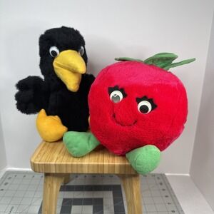 Vtg Del Monte Country Yumkins Plush Lot of 2 Anthropomorphic Reddie Tomato Crow